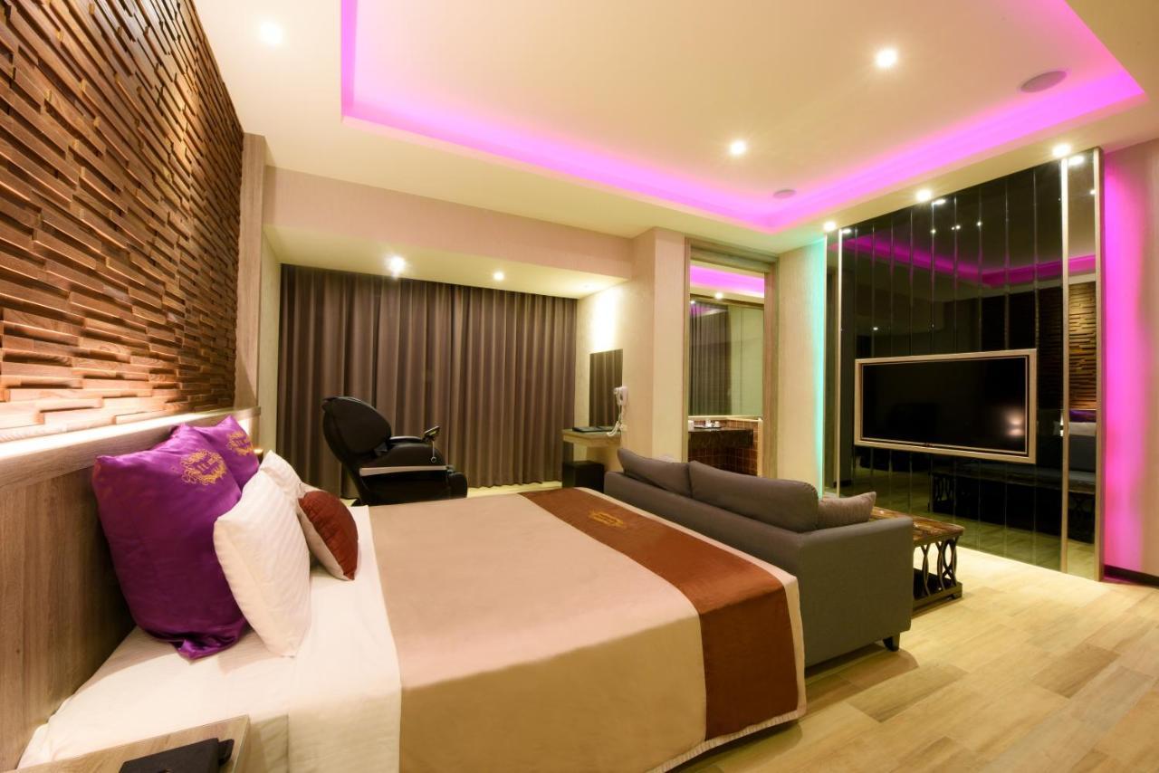 Purple Rainbow Motel Taipei Exteriör bild